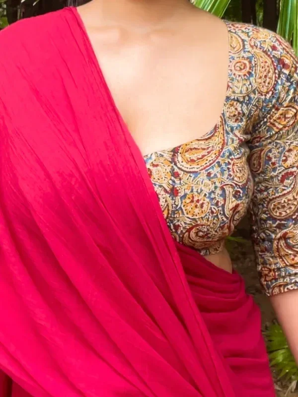 Maya Maroon Handwoven Mul Mul Cotton Saree